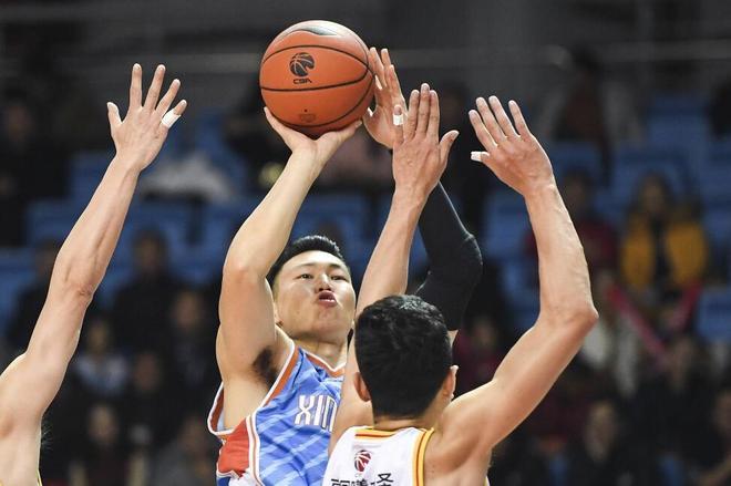 星空体育平台-意甲倒计时，新疆广汇关键时刻主帅复盘，细节引发关注，球迷炸锅，赛季目标并未改变(意甲转会2021)